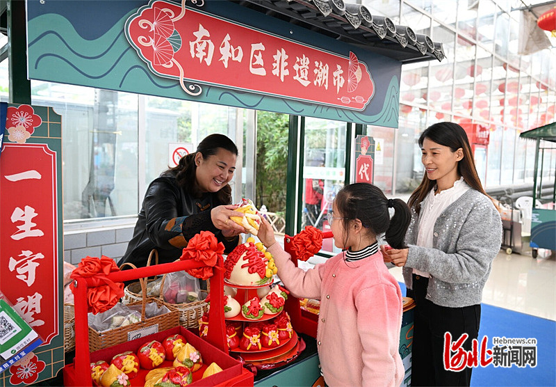 �ӱ����������Ļ����´������